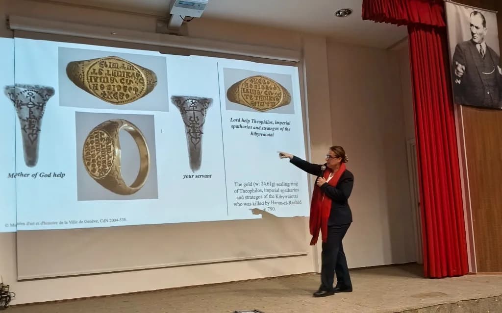 Dr. Olga Karagiorgou presenting Byzantine sealing rings during the lecture Unsealing Byzantium